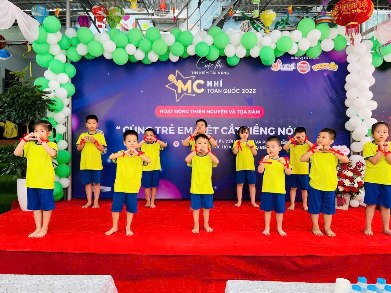 Môi trường học thân thiện